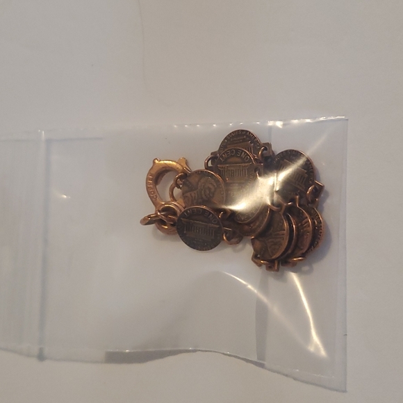 Mini Penny Copper Bracelet - Picture 7 of 7